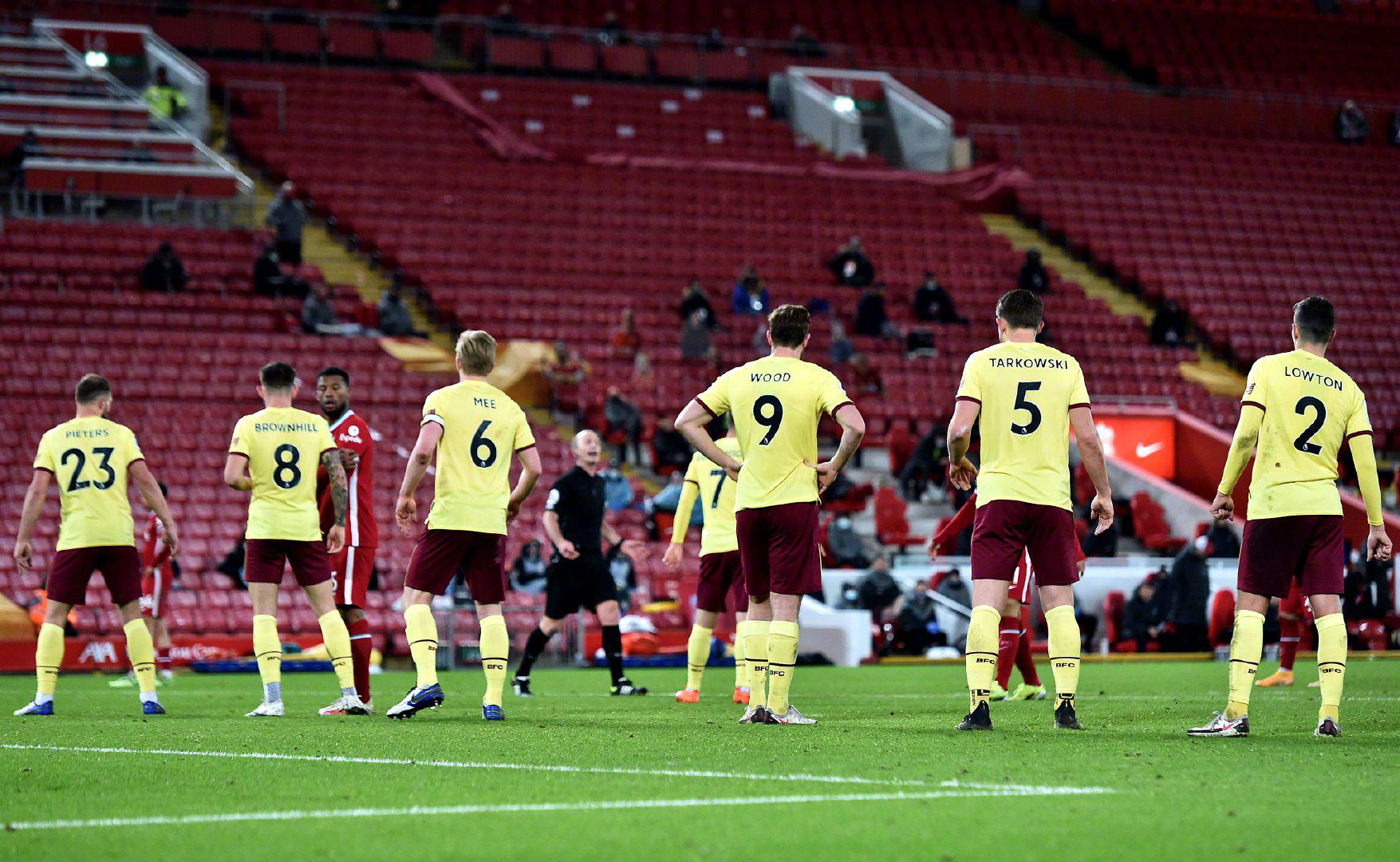 次关键扑救 次关键扑救