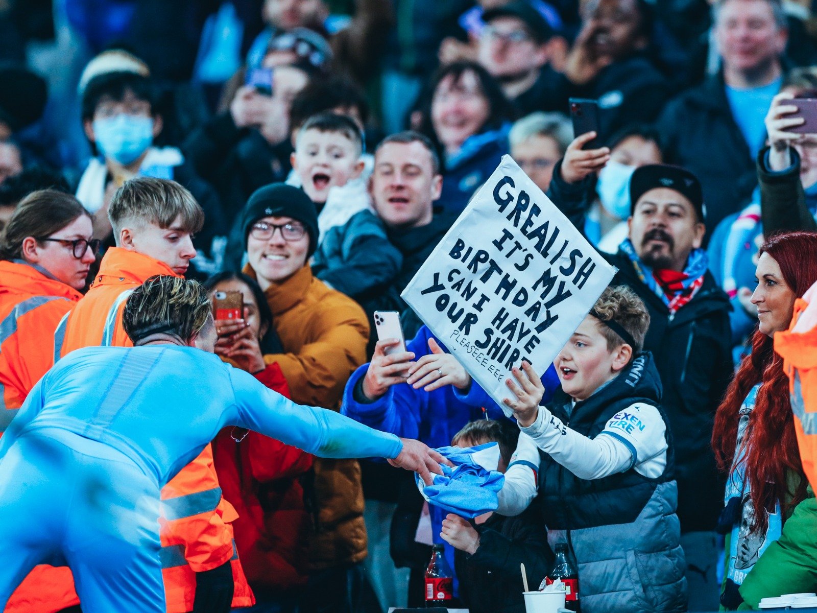 尤其是在密 尤其是在密